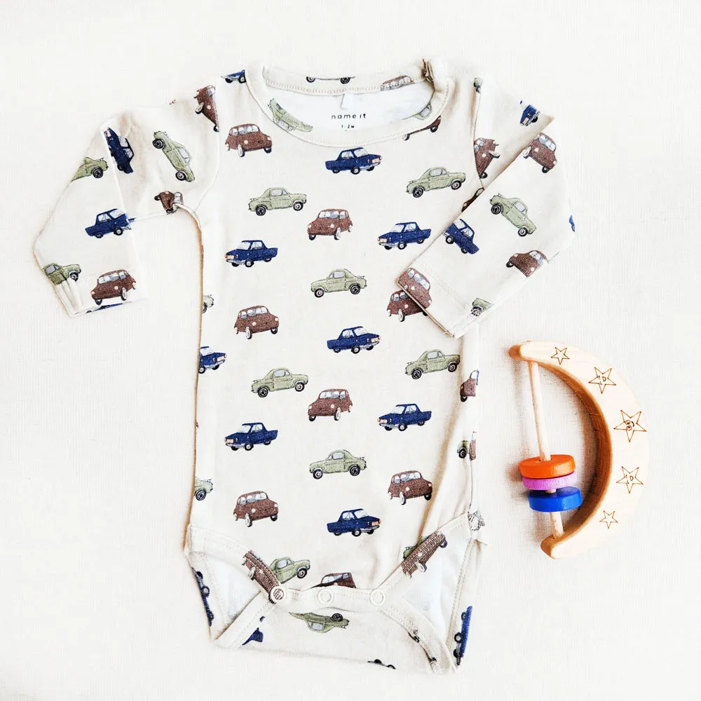 بادی پسرانه آستین بلند طرح ماشین برند name it