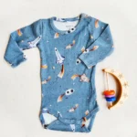 بادی پسرانه آستین بلند طرح موشک رنگ آبی برند name it