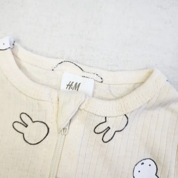 خرید سرهمی دو زیپ طرح خرگوشی برند H&M