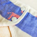 قیمت پیشبند نوزادی طرح قلب و برف