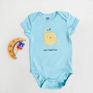 بادی آستین کوتاه وارداتی طرح Self Care Day برند Sinsay Baby