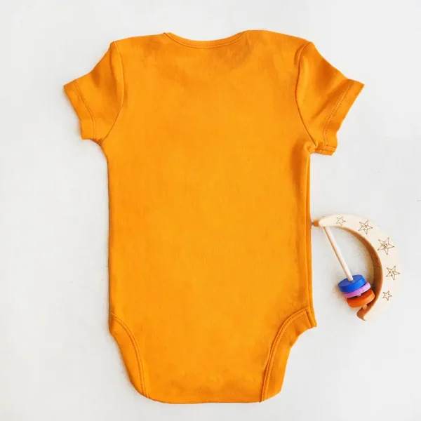 بادی آستین کوتاه خارجی طرح Snuggle time رنگ نارنجی