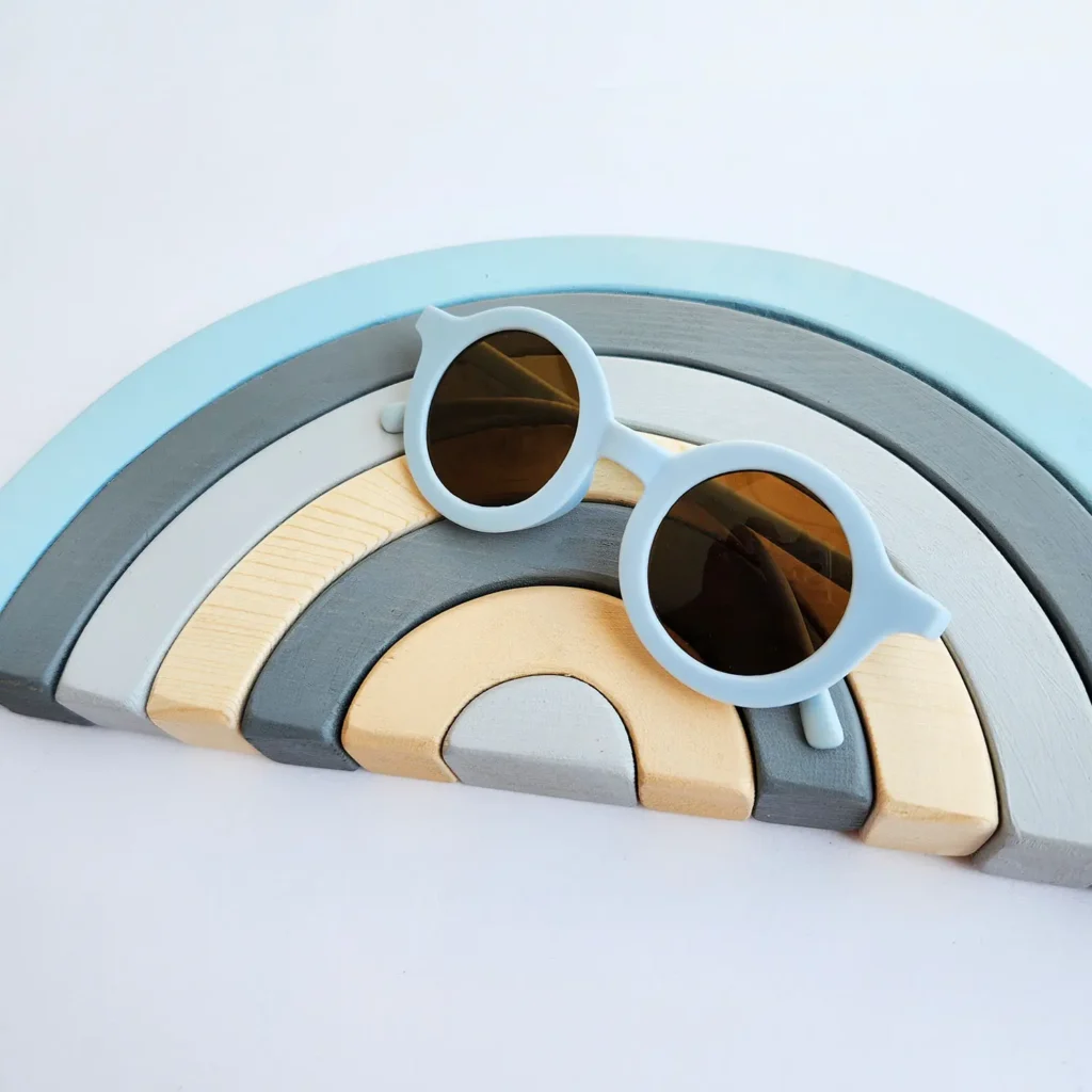 عینک آفتابی بچگانه رنگ آبی