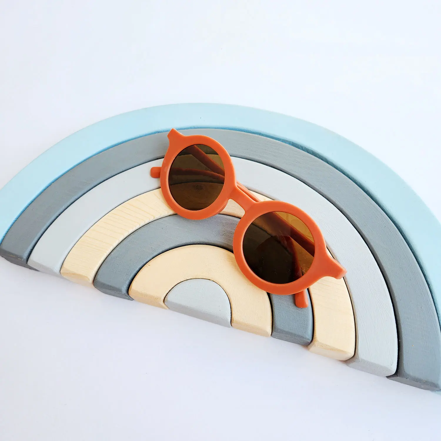 عینک آفتابی بچگانه رنگ نارنجی