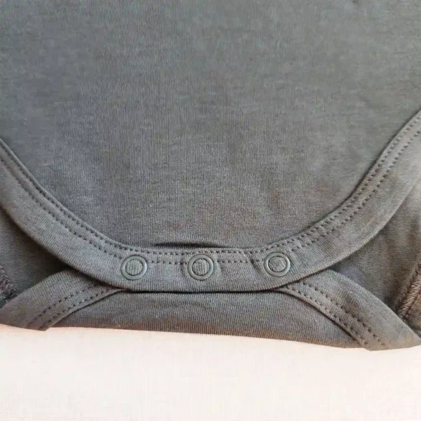 بادی آستین بلند ساده سبز برند HEMA