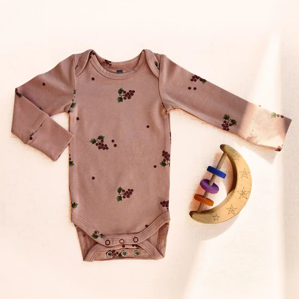 بادی آستین بلند طرح انگور رنگ صورتی برند HEMA