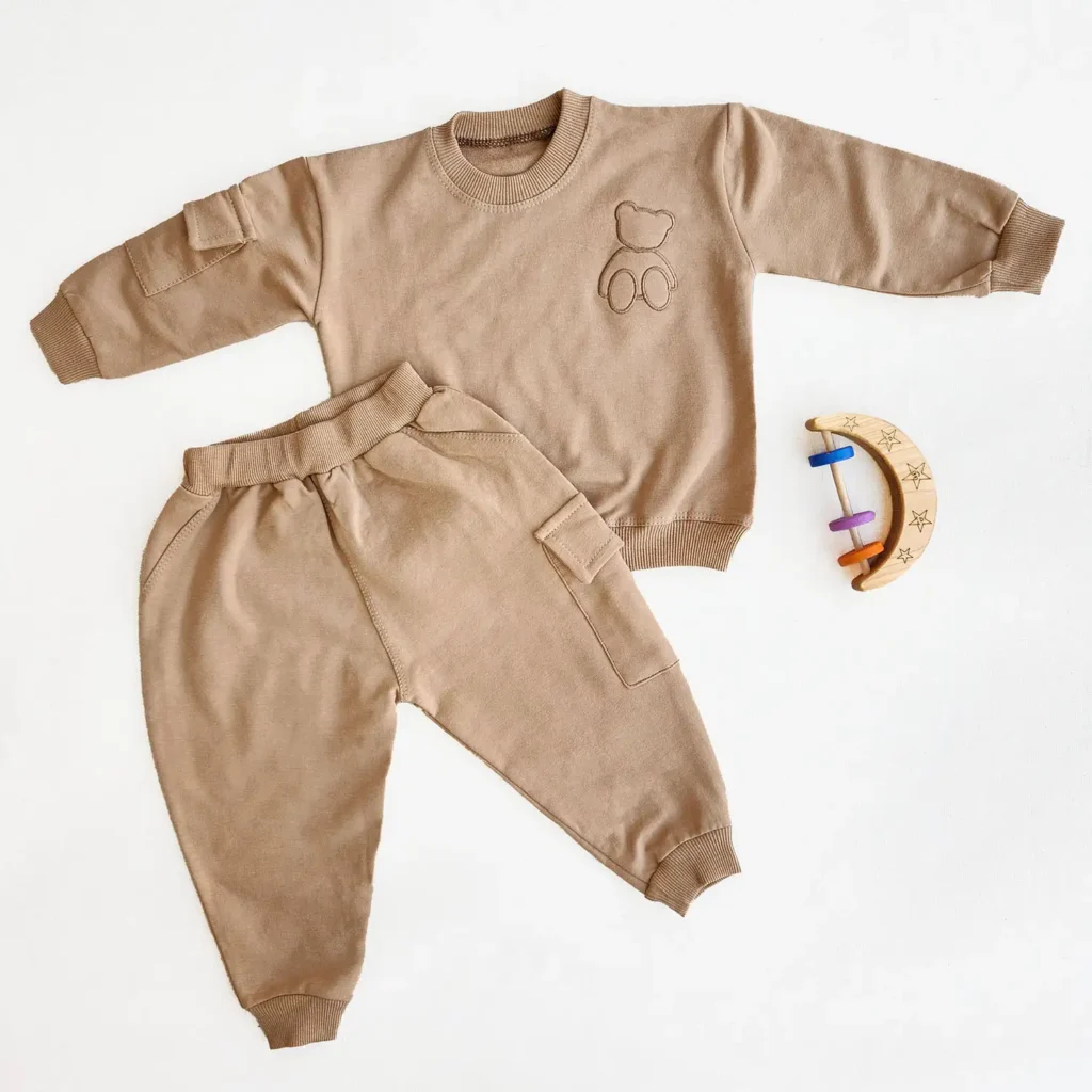 ست دورس و شلوار دو نخ طرح تدی رنگ نسکافه ای