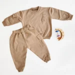 ست دورس و شلوار دو نخ طرح تدی رنگ نسکافه ای