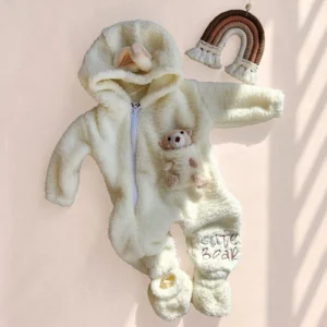 سرهمی تدی کلاه دار به همراه پاپوش مدل خرسی رنگ شیری