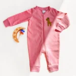 سرهمی وارداتی دوزیپ مدل کبریتی طرح زرافه رنگ صورتی برند H&M