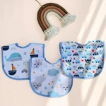 پیشبند نوزادی تم سفید آبی برند کارترز