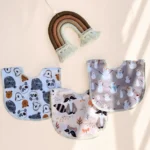 پیشبند نوزادی تم سفید طوسی برند کارترز