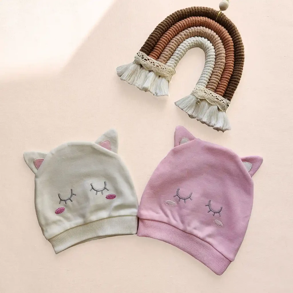 کلاه نوزادی مدل گوشدار