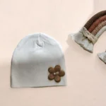 کلاه گل مرواریدی کرم