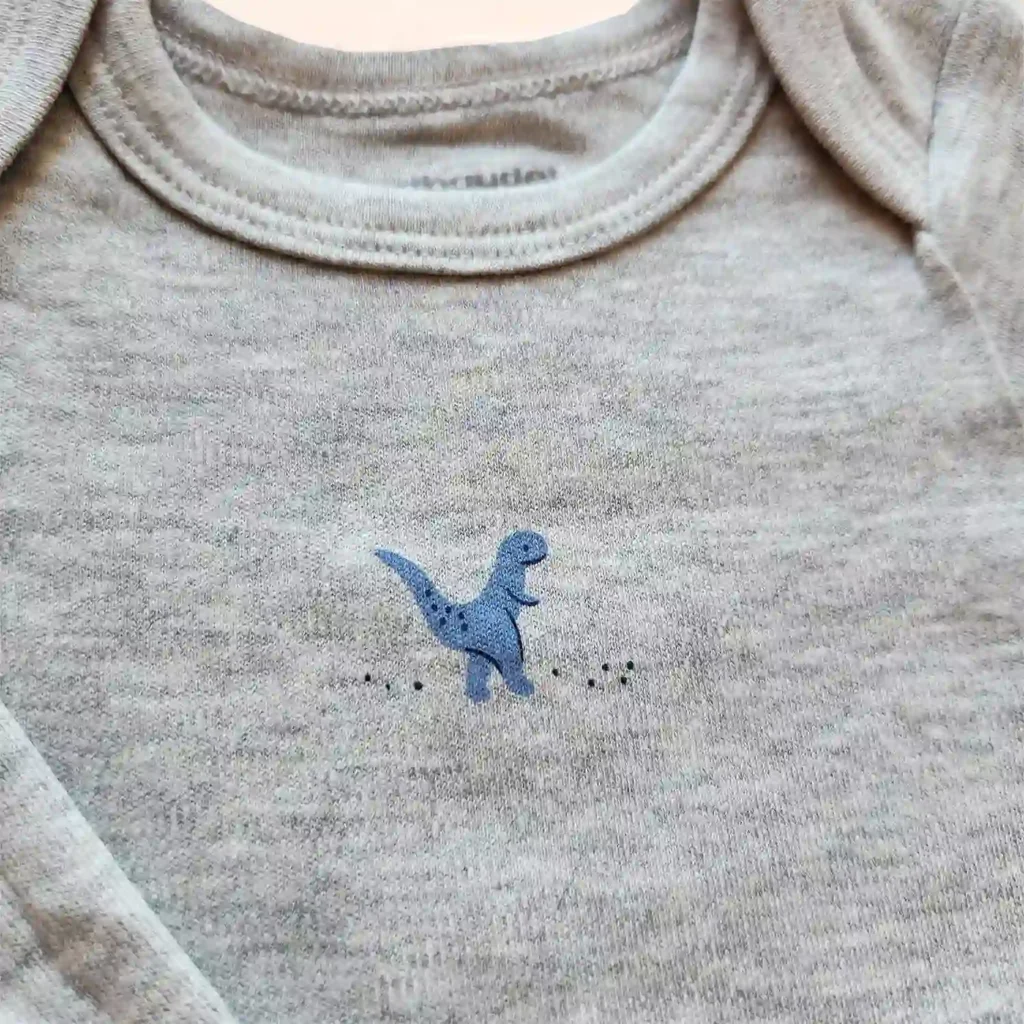 بادی آستین بلند طرح دایناسور رنگ طوسی برند ورت بایودت