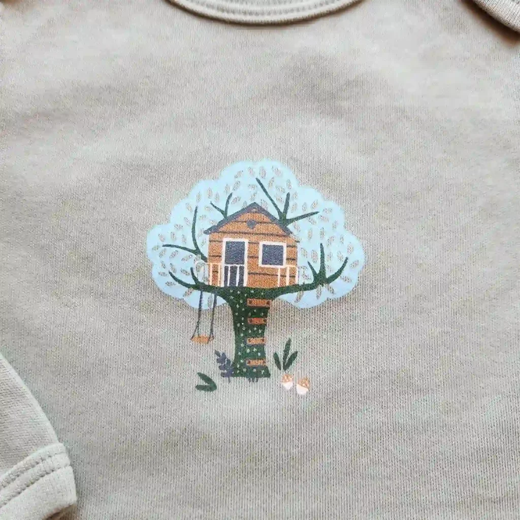 بادی آستین بلند یقه هفت طرح خانه و درخت رنگ سبز برند ورت بایودت