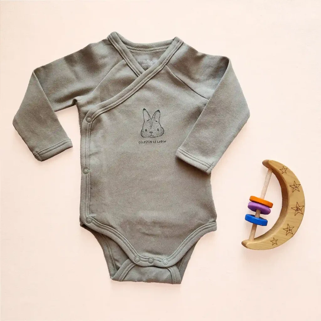 بادی آستین بلند یقه هفت طرح خرگوش رنگ سبز لجنی برند vertbaudet