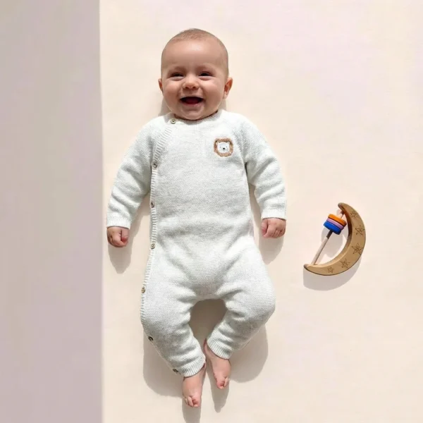 تن خور سرهمی نوزادی بافت وارداتی طرح شیر رنگ سفید برند Inextenso