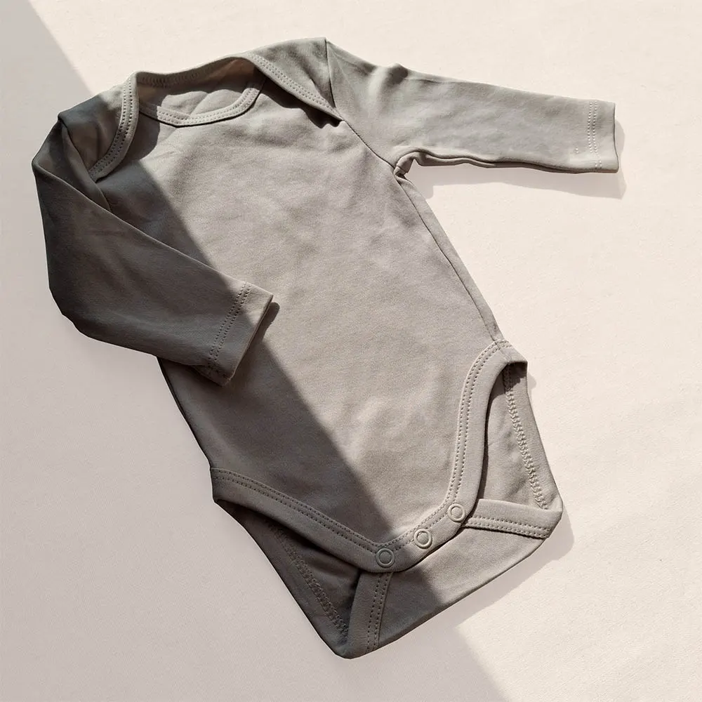 بادی آستین بلند وارداتی ساده رنگ خاکی برند سی اند ای