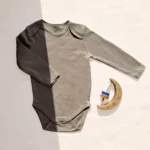 بادی آستین بلند وارداتی ساده رنگ زیتونی برند C&A