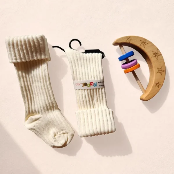 جوراب بلند زمستونی کبریتی ساده رنگ کرم کد 10426