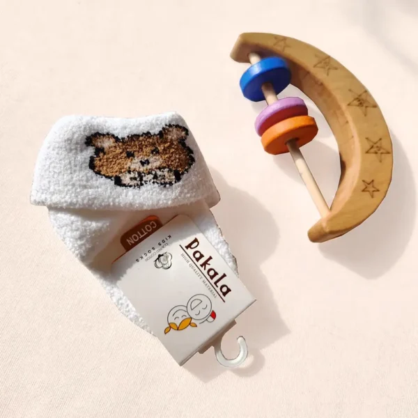 جوراب ساق بلند پشمی طرح خرس رنگ سفید