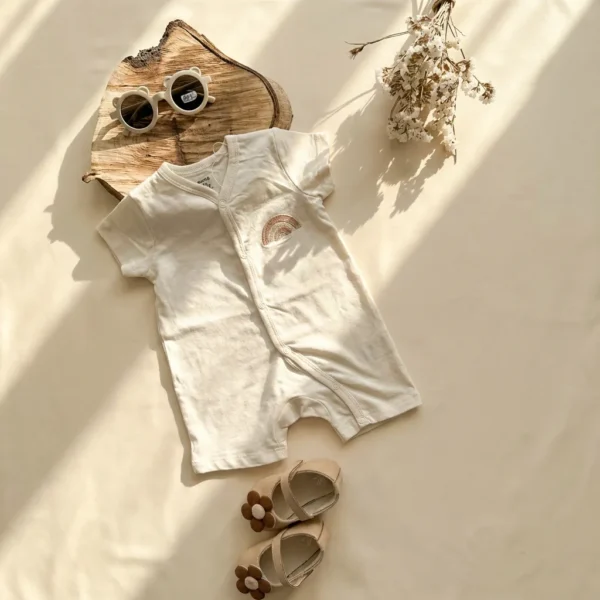 رامپر وارداتی طرح رنگین کمان رنگ کرم برند sinsay