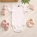 بادی آستین کوتاه وارداتی طرح قلبی رنگ سفید برند H&M