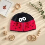 کلاه نوزادی دستبافت طرح کفشدوزک فانتزی برند totobaby