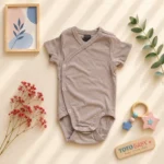 بادی آستین کوتاه وارداتی یقه هفت ساده رنگ شکلاتی برند H&M