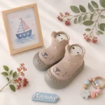 پاپوش جورابی ضدلغزش ژله‌ای وارداتی رنگ نسکافه ای
